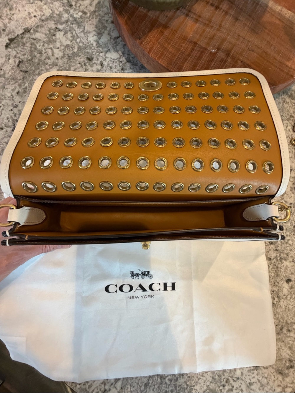 Coach Dinky Bag With Grommets Chalk - Picture 8 of 12